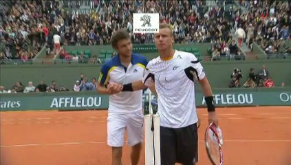 Gilles Simon passe laborieusement le premier tour de Roland Garros