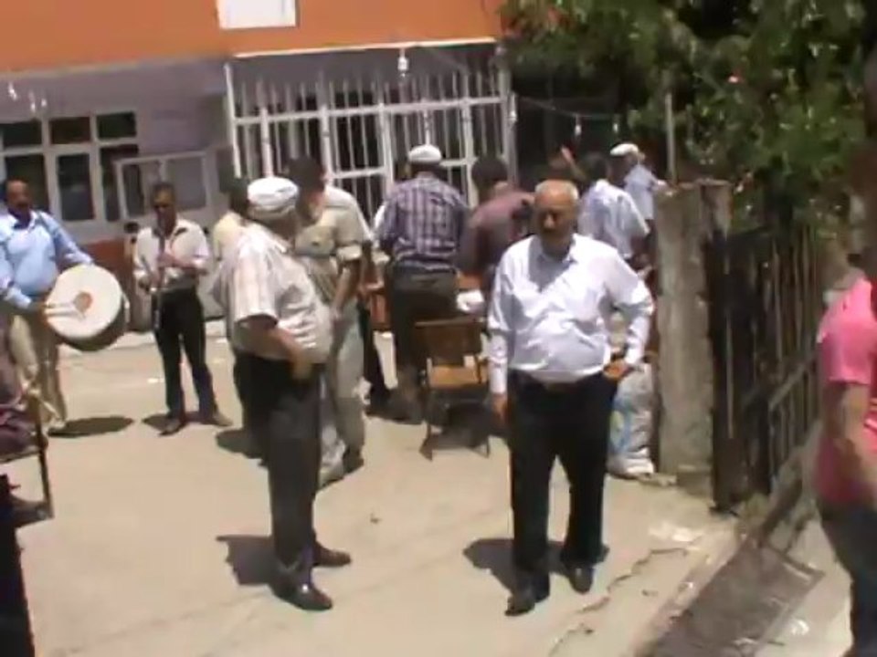 HALLI KÖYÜ HAYRİ MEŞENİN OĞLUNUN DÜĞÜNÜ.BÖLÜM.2.