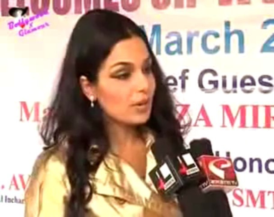 Actress Meera Advises Liberal Women To Cover Their Bodies