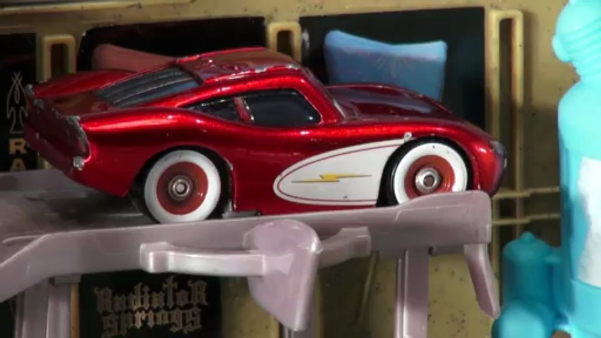 Pixar Cars by Disney, Re Enactment, Lightning McQueen helps Radiator  Springs cars. Real nice remake. - video Dailymotion