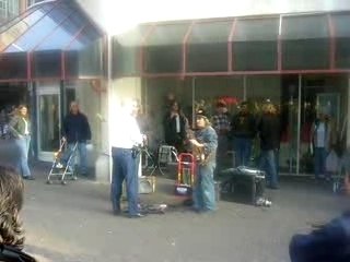 La police fait son show aux Pays Bas