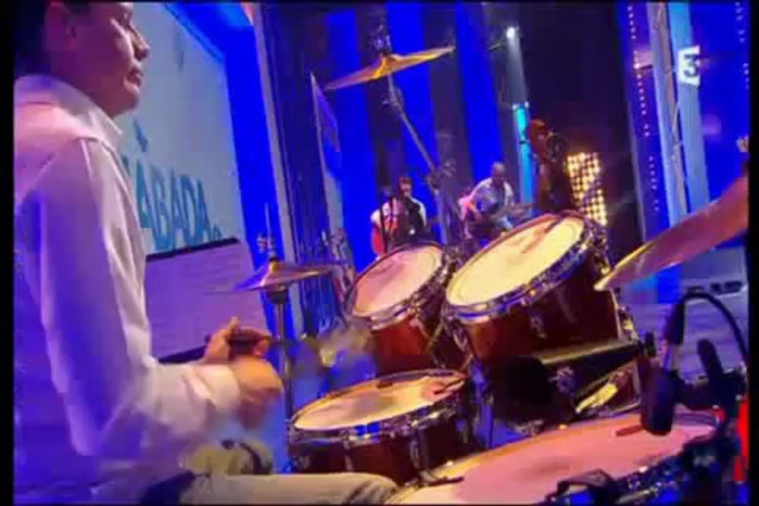 Roch Voisine & Sophie Delila - Tant  Pis  - In Live - Le 28-04-2013-