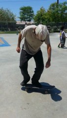 Old man skateboard tricks - kick flip, sissy pop