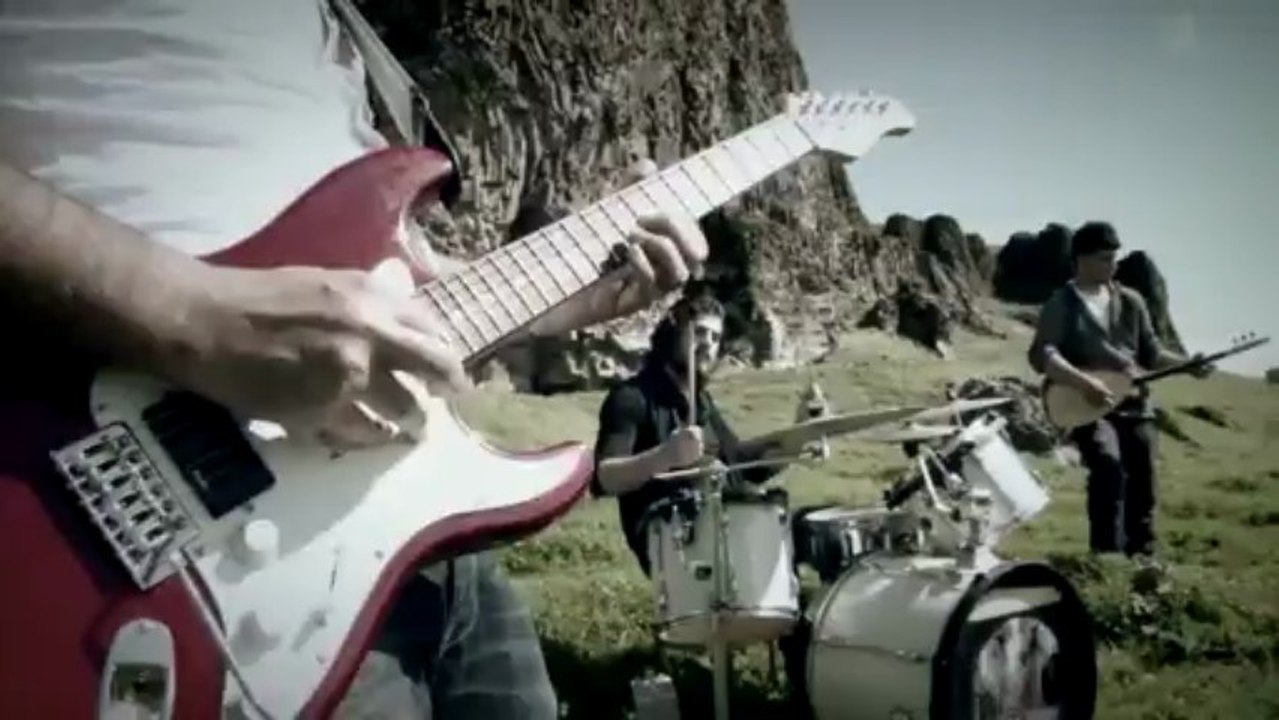 Yekşîn - Em Kûrdın - (2013)