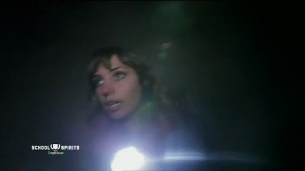 Laetitia MILOT - school spirits - MDR