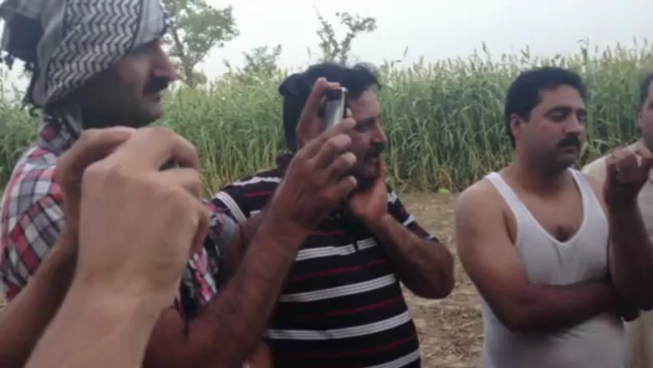 likhey tu khat tujhey