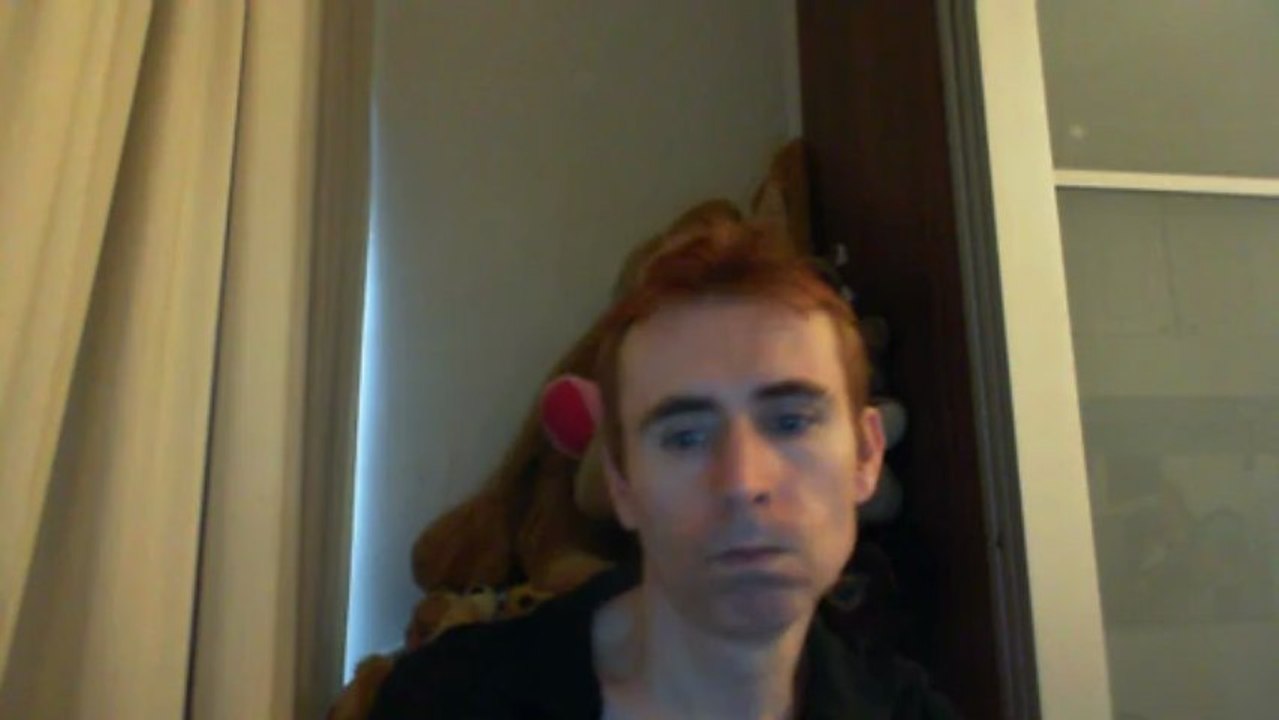 Wiwi égratigne "quand je claque des doigts" de TTC