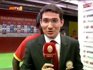 FUTBOL  Emmanuel Eboue Güldürüyor