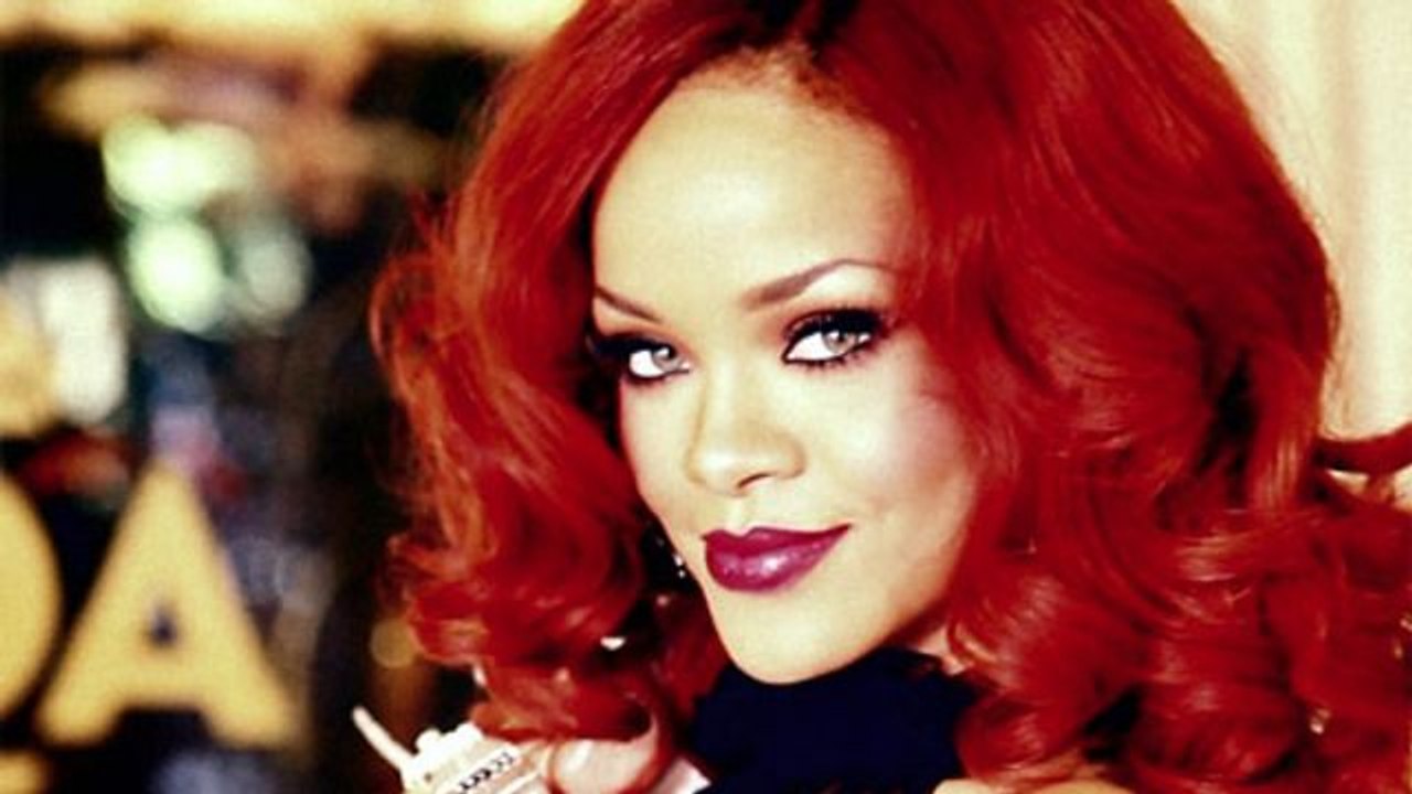 Glamour Cover Shoots - Rihanna Video: Go Behind the Scenes at Her Glamour September 2011 Cover Shoot
