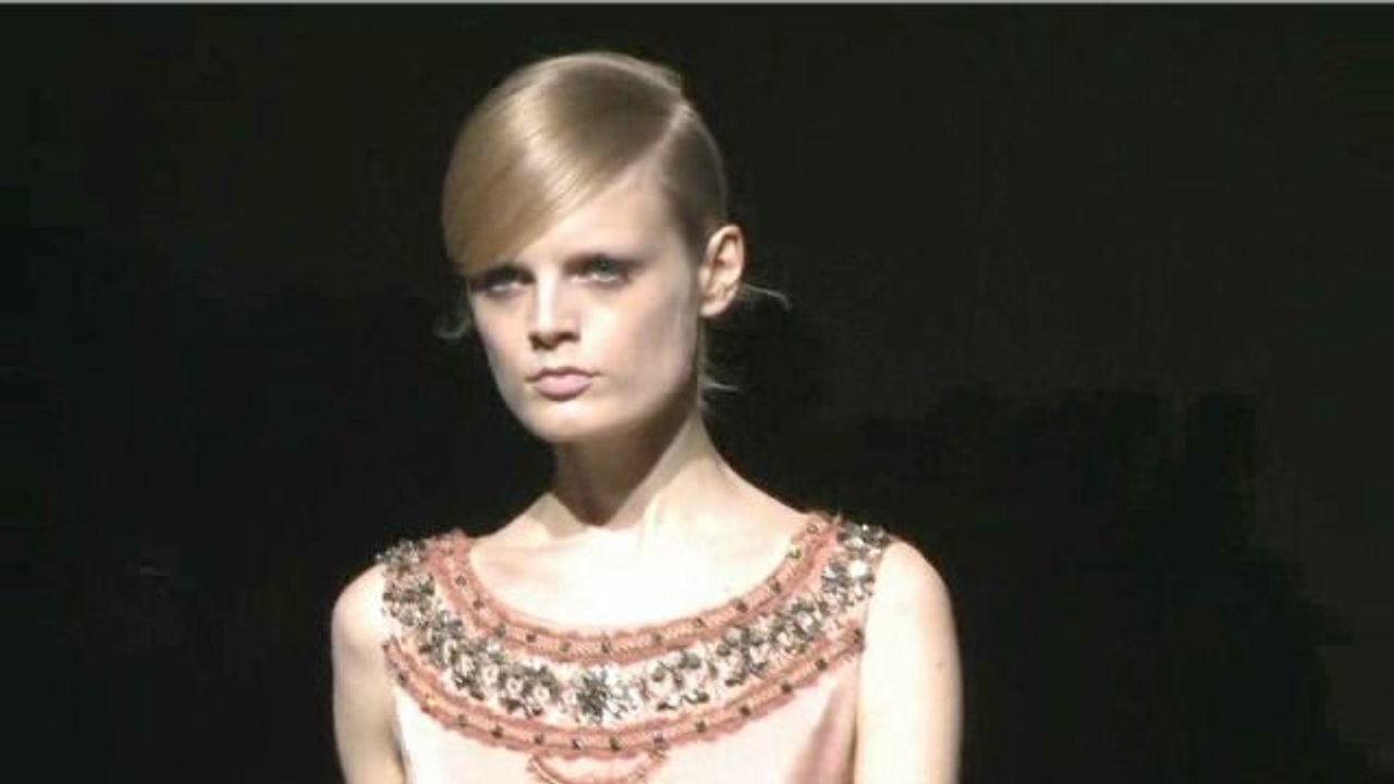 Alberta Ferretti Fall 2011