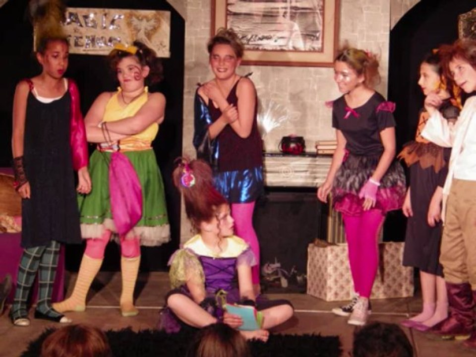 Diaporama spectacle 2013 : Les "Saltimbanques"