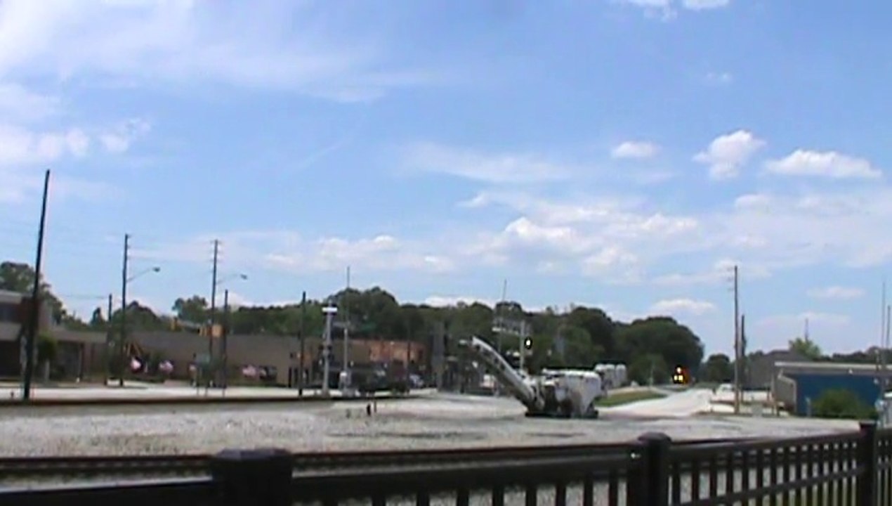 Union Pacific intermodal train east through Austell Ga.