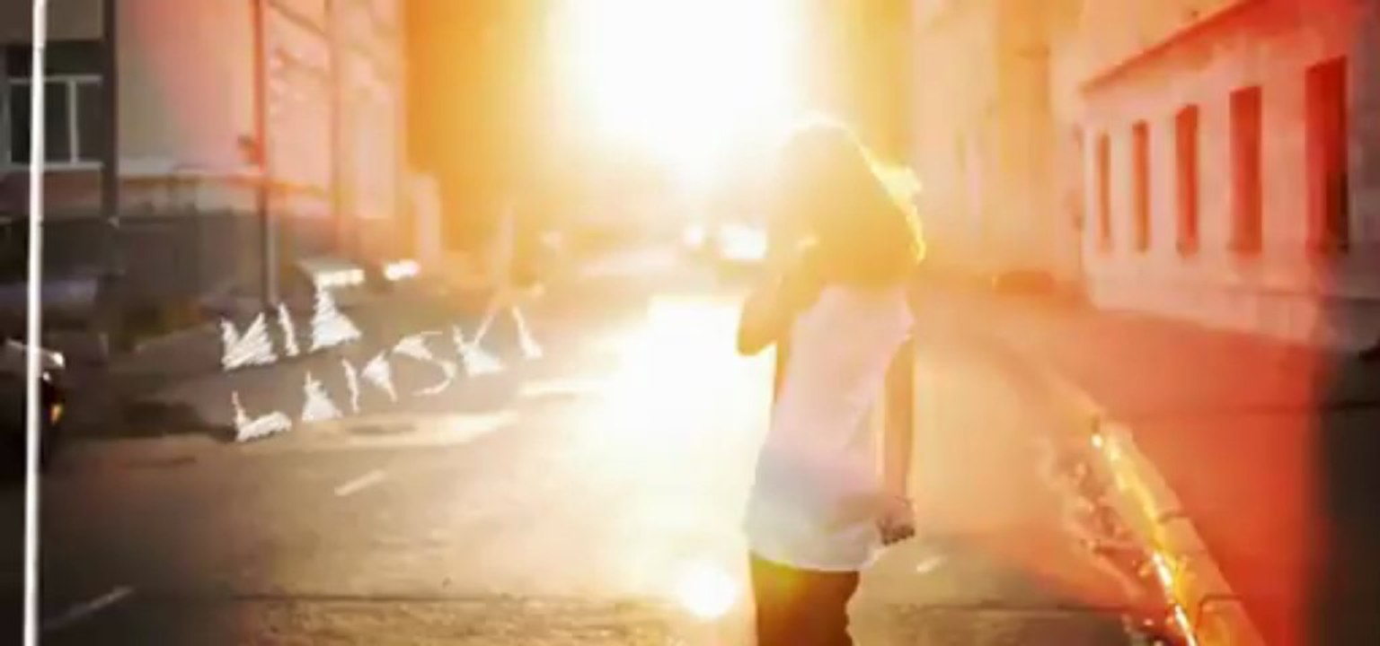 Phantogram - Turn It Off - YouTube