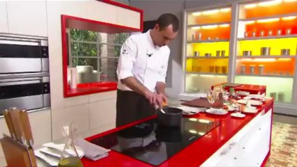 Pèsols amb pernil i calamars