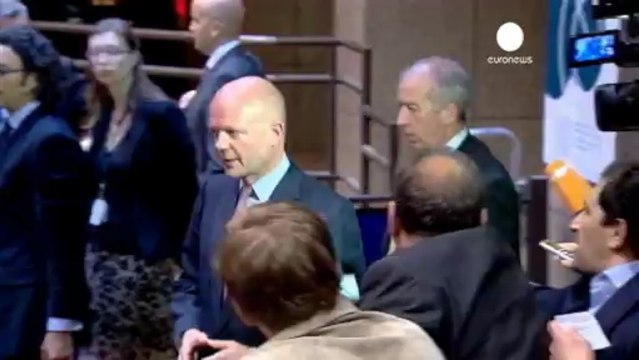 EU lifts embargo over arms to Syrian opposition