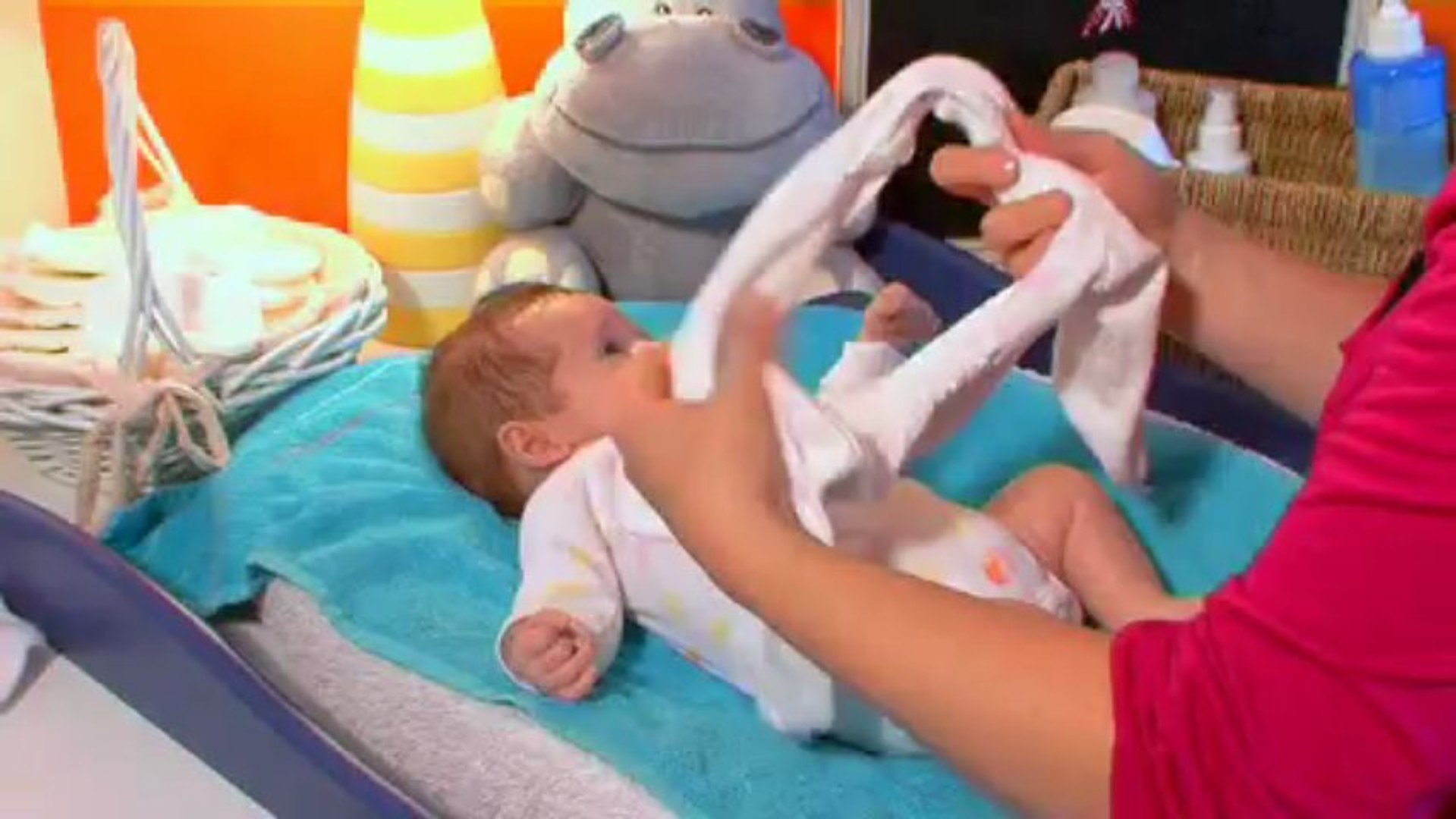 Habiller Bebe Video Dailymotion
