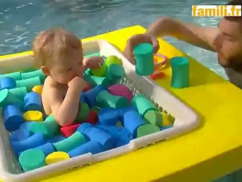 Une séance de bébés nageurs