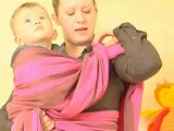 Vidéo : porter son bébé en écharpe