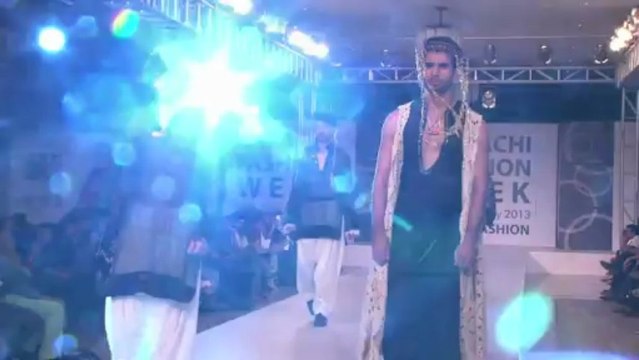 Première Fashion week 100% masculine à Karachi