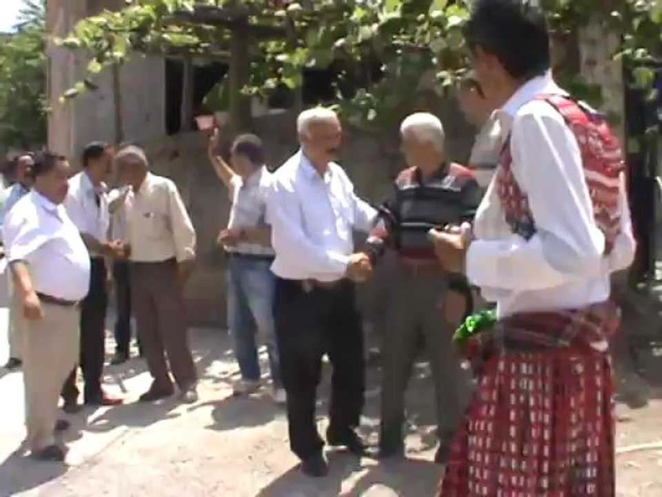 HAYRİ MEŞENİN OĞLUNUN DÜĞÜNÜ. HASANLI KÖYÜ POSTASI KALKIŞI