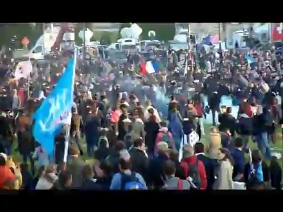 affrontements et interpellations aux Invalides