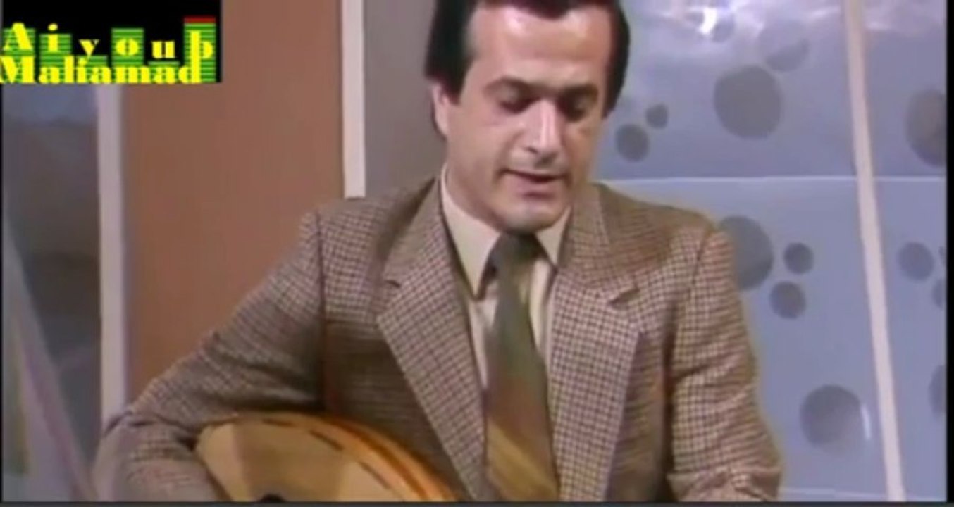 عازار حبيب يدندن نانا