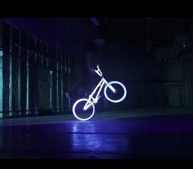 NeonLove BMX Flatland - MattiHemmings - 2013