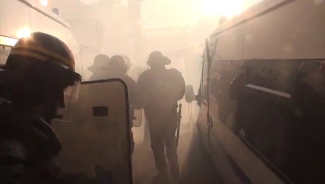 Manif pour tous : au cœur des affrontements avec les CRS