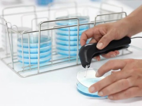 Pompe péristaltique FlexiPump par INTERSCIENCE