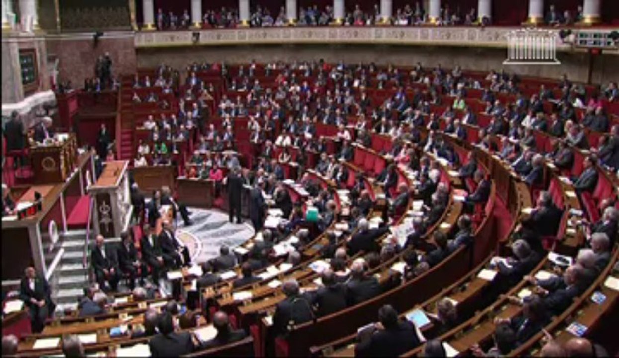 Rémunération des dirigeants d'entreprise : réponse de Pierre Moscovici à Eva Sas [28 mai 2013]