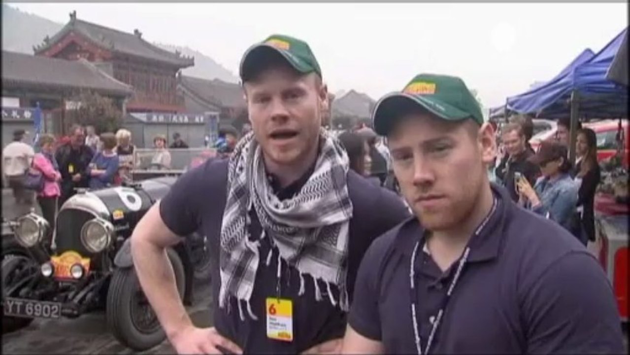 Des berlines centenaires s'élancent pour un Pékin - Paris