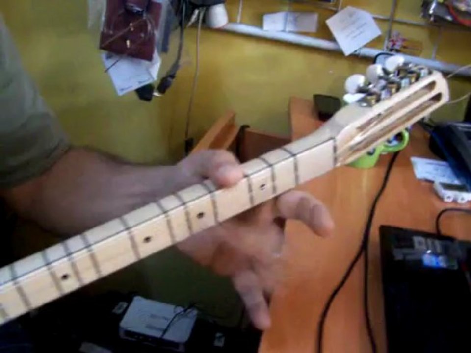 gitar burgulu kestane prof saz