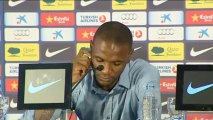 Abidal dice en su despedida del FC Barcelona que quiere seguir jugando a fútbol