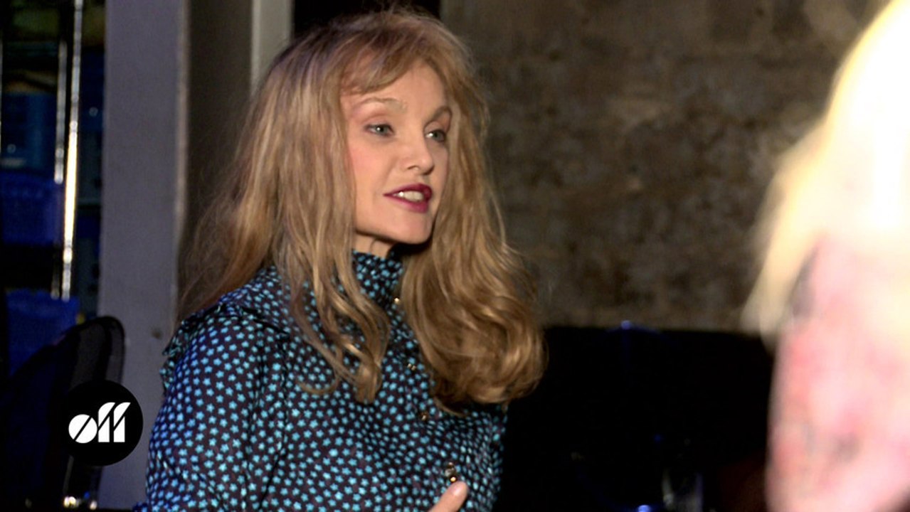 OFF DATE - Arielle Dombasle Personne ne peut résister.