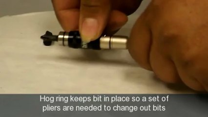 Changing bits on a Dewalt Pivot (568x320)