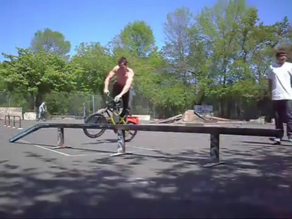 Tim Knoll Freestyle en BMX 2012