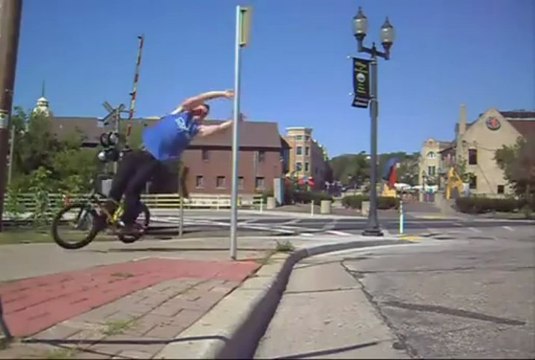 Tim Knoll Freestyle en BMX 2010