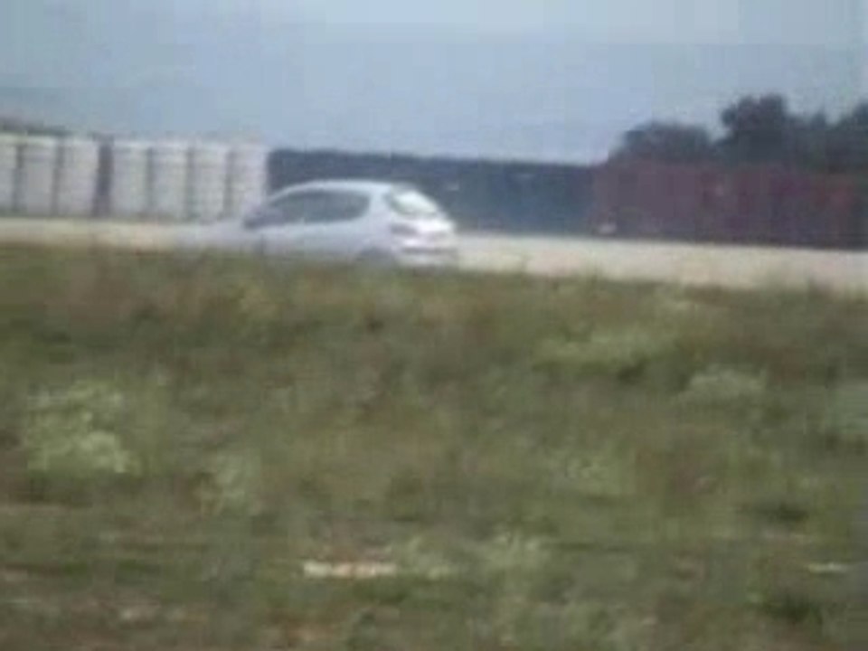 drift raté 206 ledenon