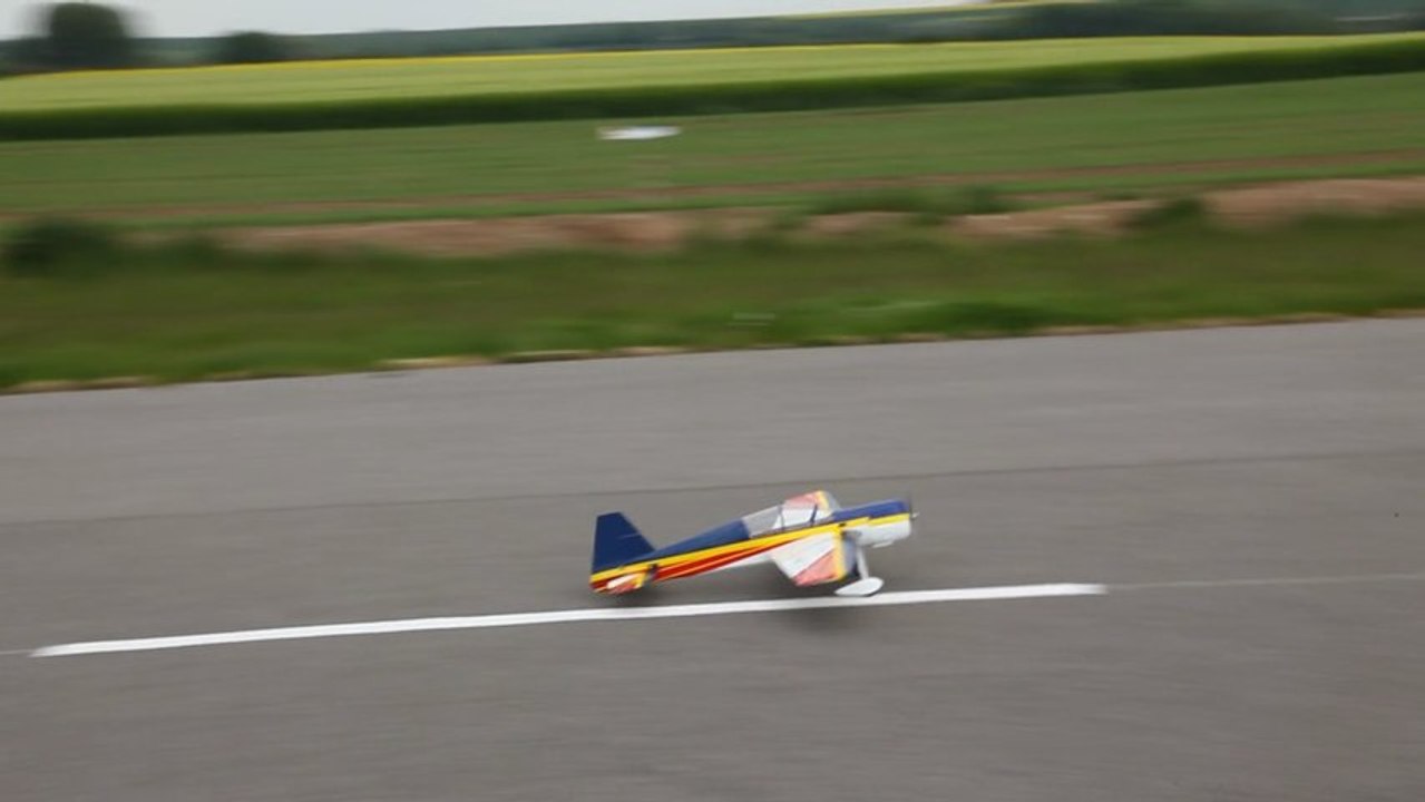 Franck et son Yak 54