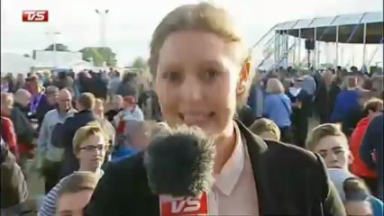 Miriam Music: Talented Artist & Performer 🎶