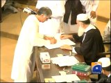 Geo Reports-KPK Assembly Sworn In-29 May 2013