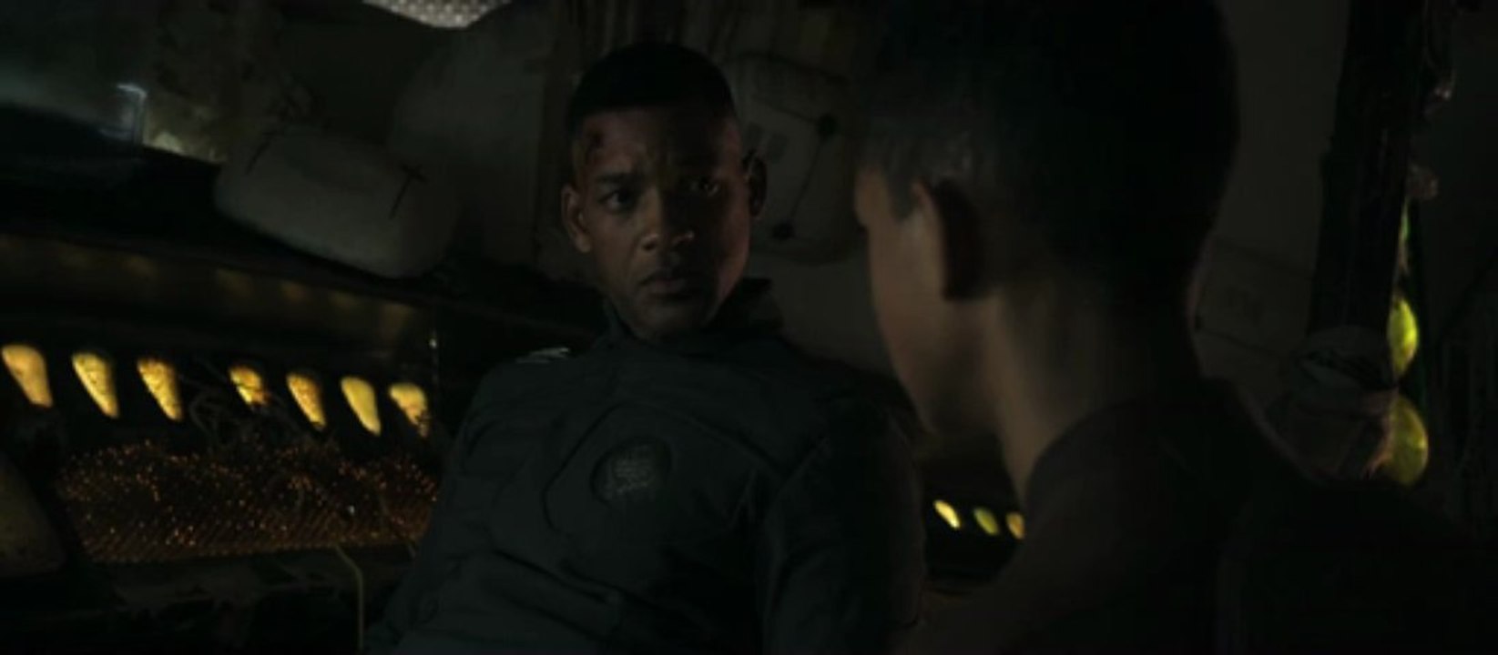 After Earth - Extrait "Beacon" - VF