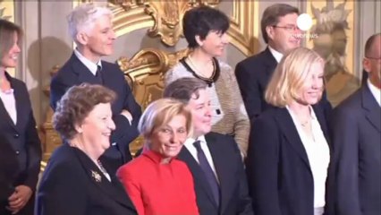 Alman politikacı: AB çöküyor, acilen yenilenmesi lazım