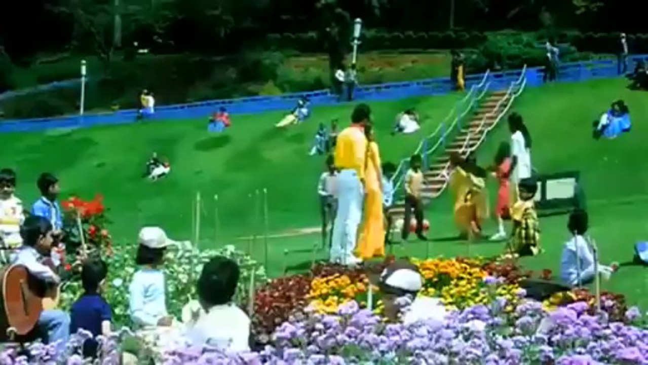 Dil Deewana ~ Maine Pyar Kiya (1989) (Female) Salman Khan Bhagyashree Bollywood Romantic Hindi Song - YouTube_x264_001