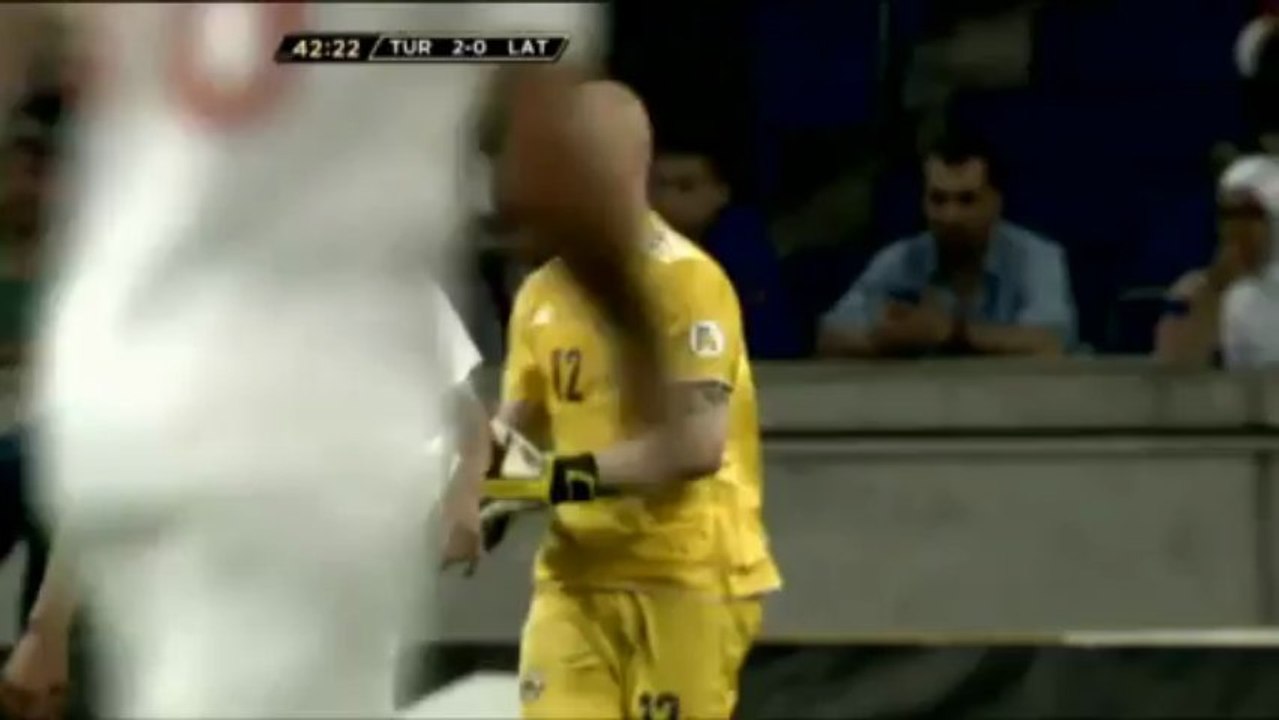 Türkei vs. Lettland: Selcuk Inan mit Ballgefühl a la Zidane!