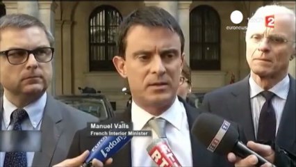 El joven detenido en París reconoce haber apuñalado a...