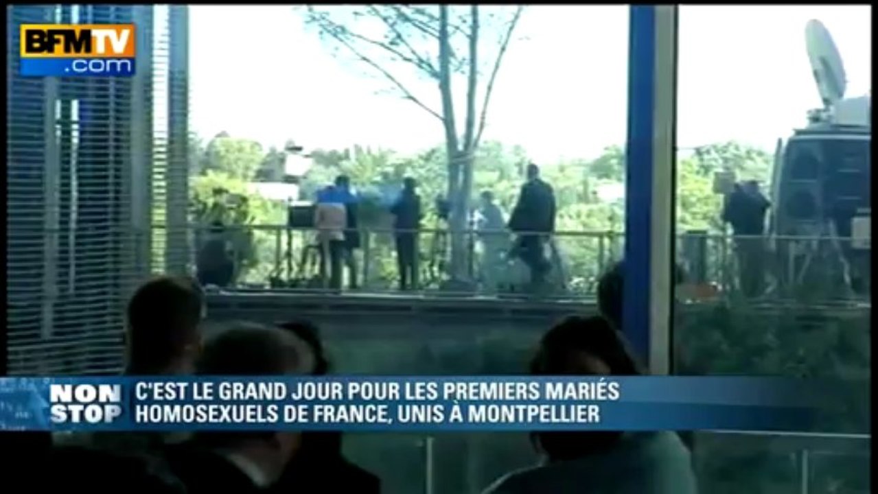 Premier mariage homo: fumigènes de contestataires - 29/05