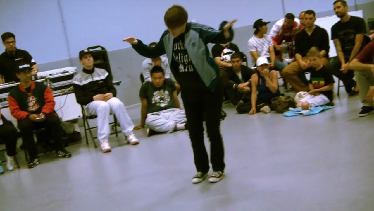 OFFICIAL - Kingz Of Montpellier : The Rock vs Mikee ( 1/4 de finale Top Rock )