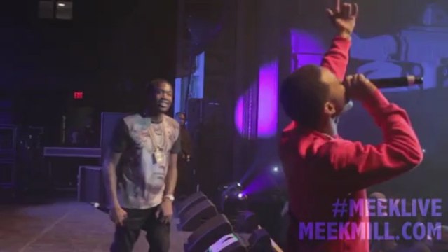 Meek Mill Brings Out Lil Snupe & Sean Kingston on Dreams Come True Tour Philly Vlog
