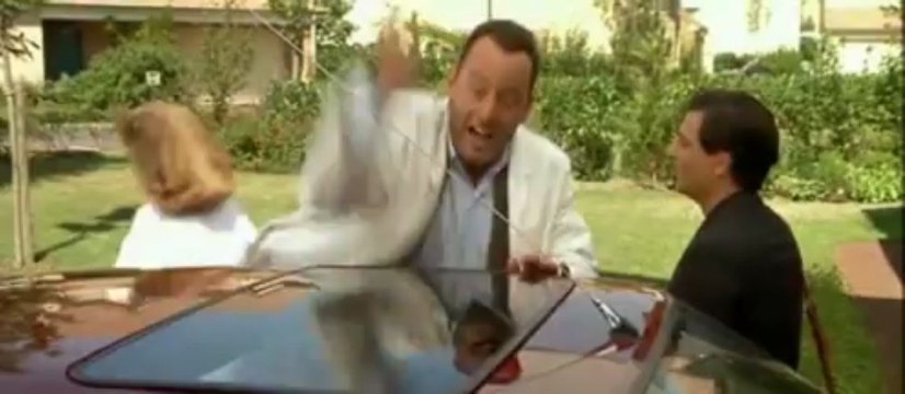 [Daylimotion Poop] L'opération Corned Beef [Christian Clavier, Jean Reno]